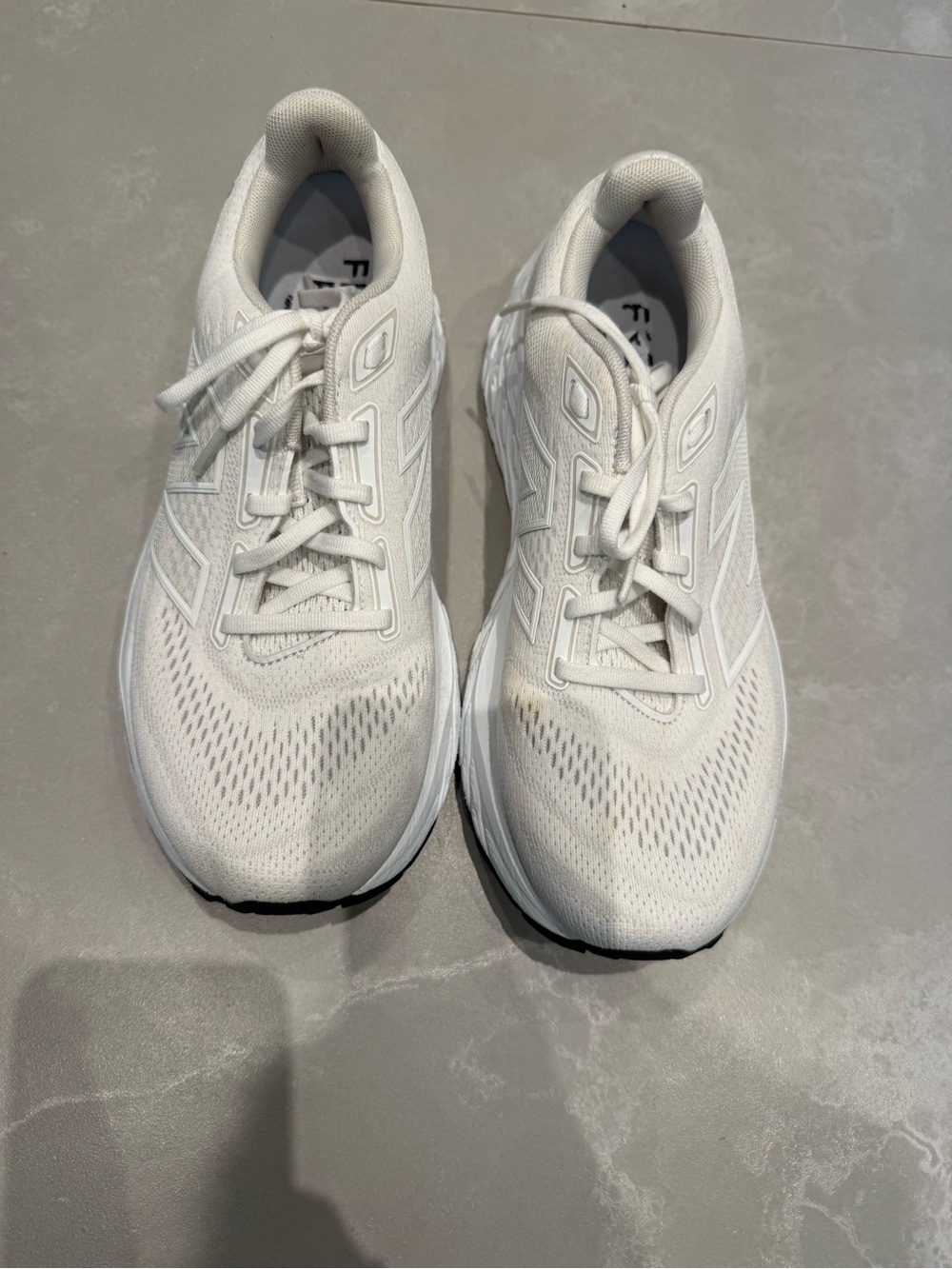 New Balance Women's White Fresh Foam X 880v14